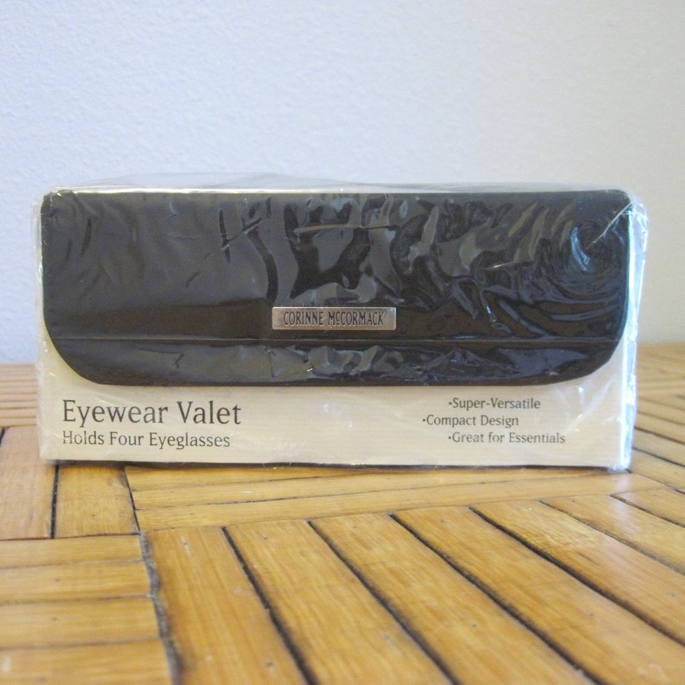 Corinne McCormack Eyeglass/Sunglass Valet Case
